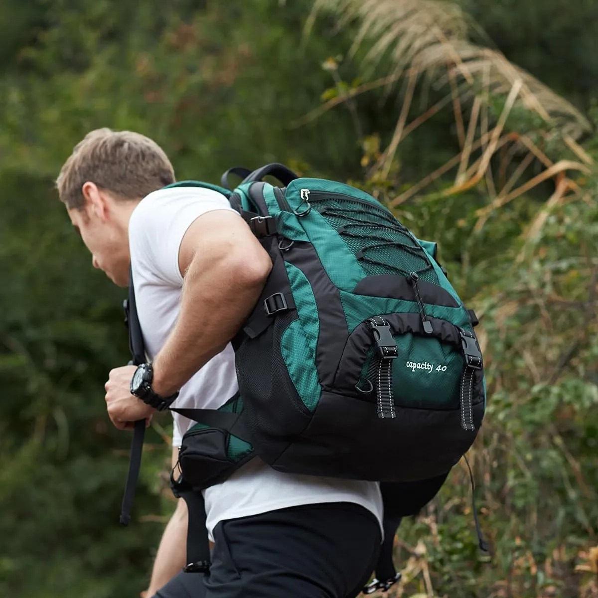 40L Hiking Backpack Waterproof Lightweight Daypack Travel Sports Camping Backpack for Men Women