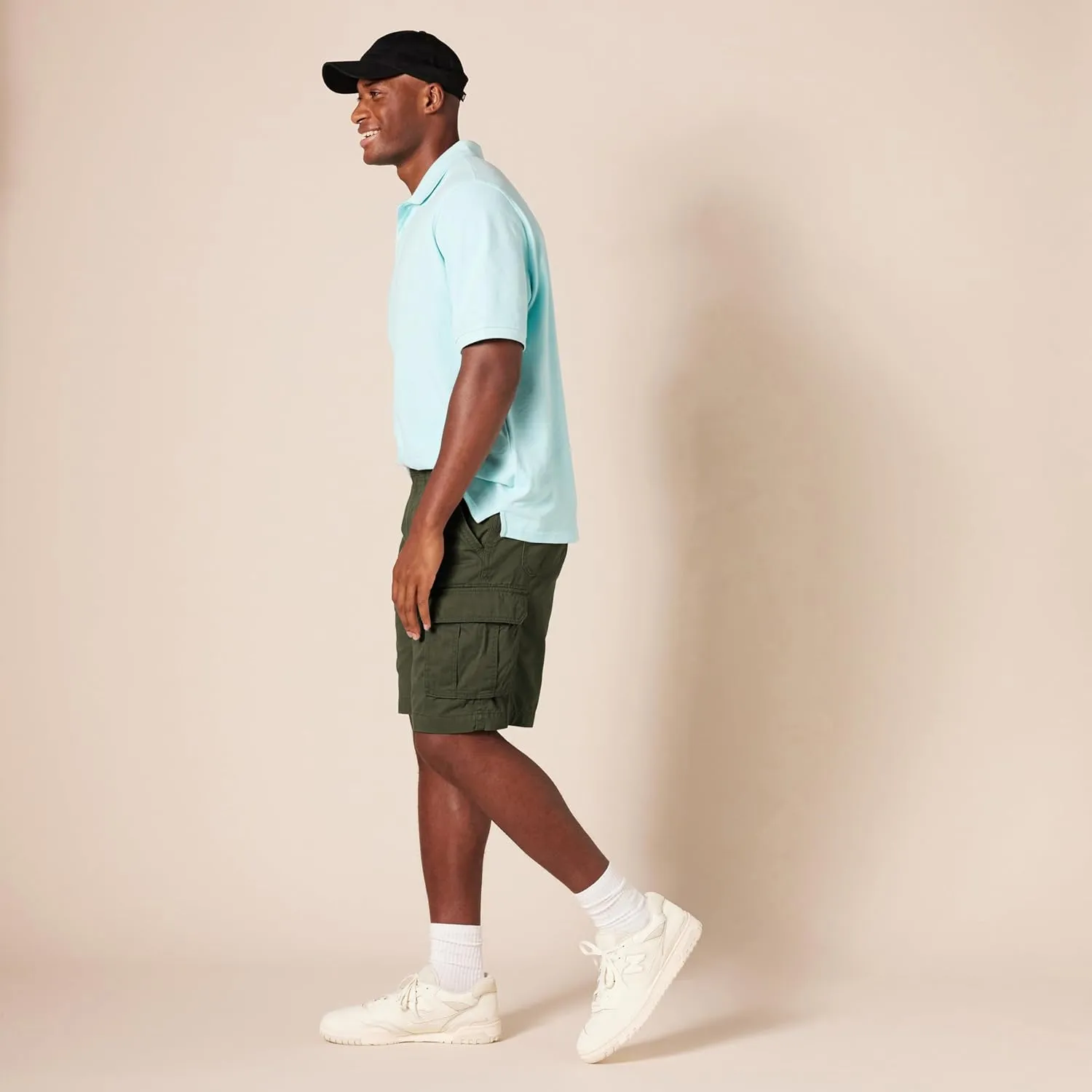 Amazon Essentials Men's 10" Classic-Fit Cargo Short (Available in Big & Tall)