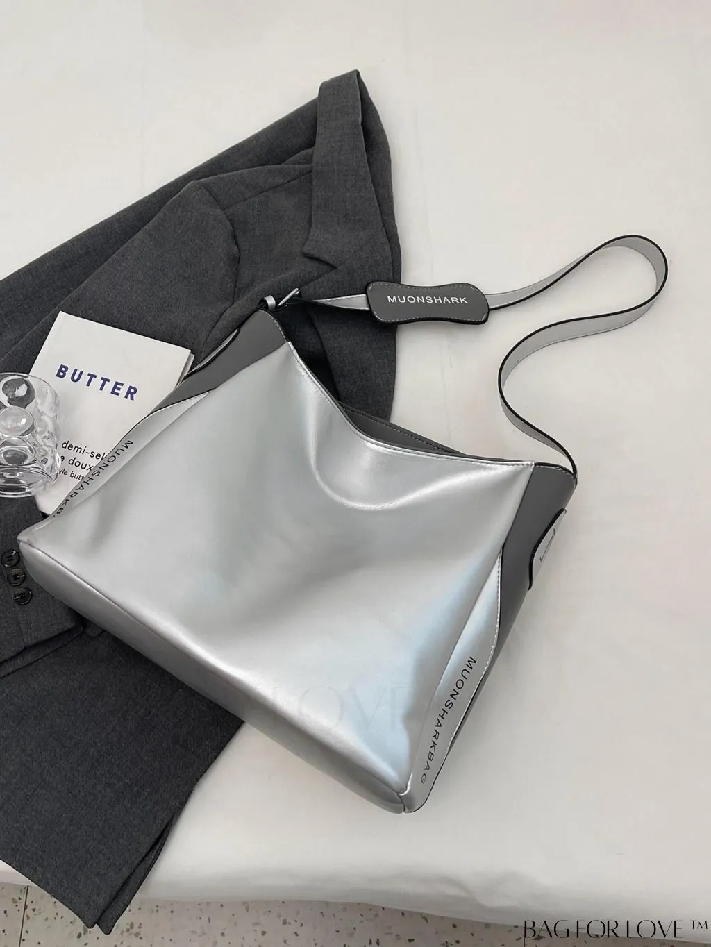 BagForLove - Large Capacity Metallic Graphic Hobo Bag - Contemporary and Spacious Design