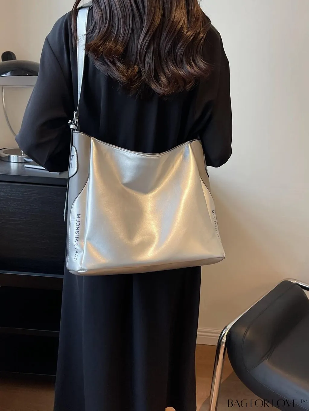 BagForLove - Large Capacity Metallic Graphic Hobo Bag - Contemporary and Spacious Design