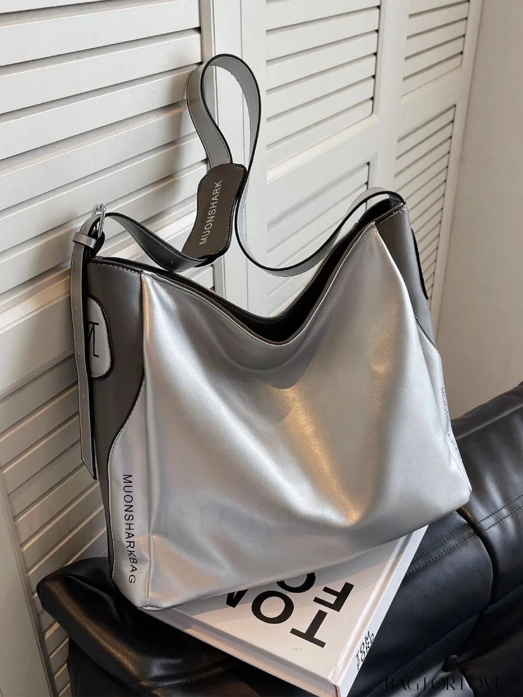 BagForLove - Large Capacity Metallic Graphic Hobo Bag - Contemporary and Spacious Design