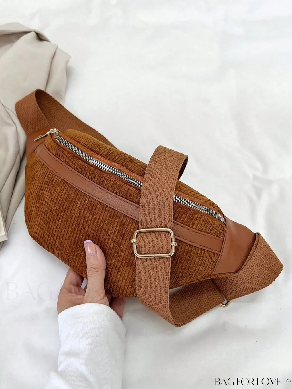 BagForLove - Lightweight Unisex Waist Pack with Green Styling
