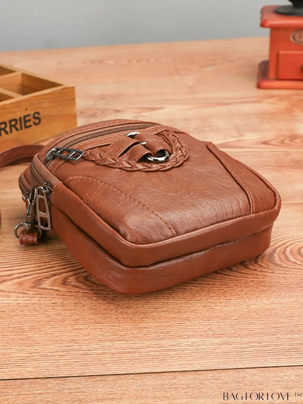 BagForLove - Stylish Retro Small Phone Bag for Women - Versatile Crossbody Purse with Wallet Pouch