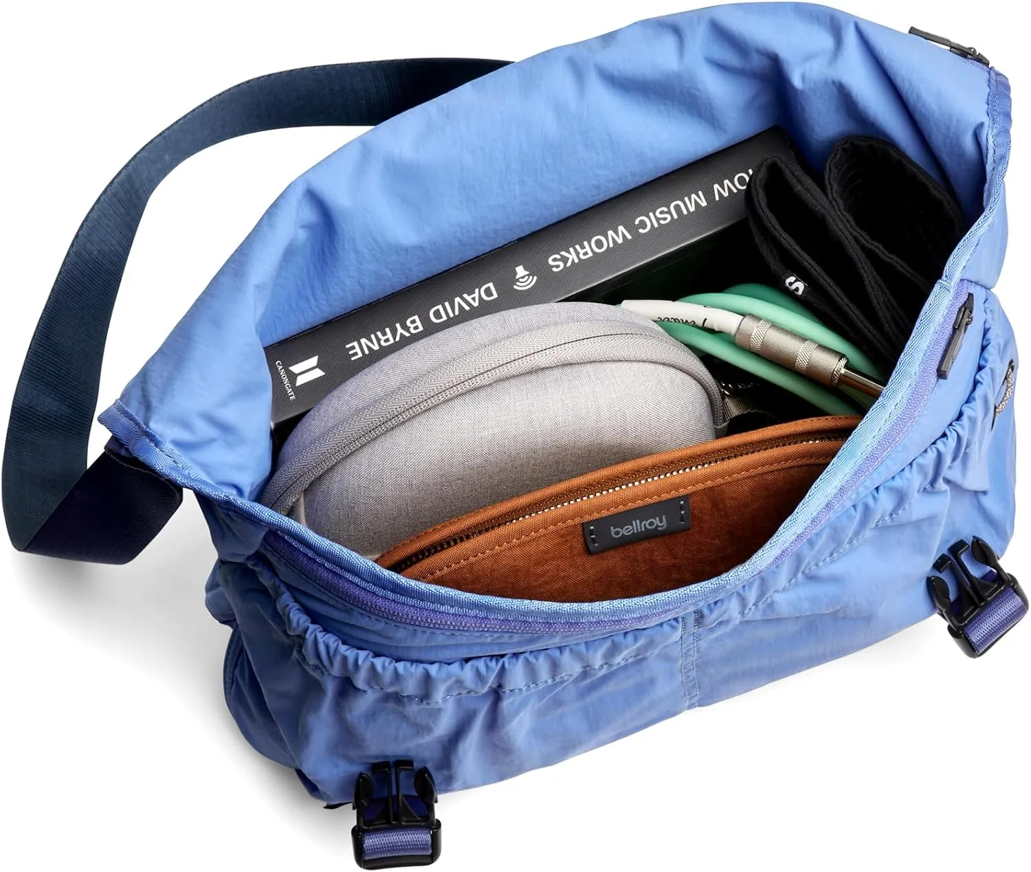 Bellroy Cinch Messenger (12 liter lightweight shoulder bag, water-resistant fabric, effortless organization) - DenimBlue