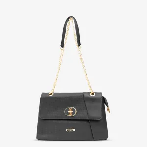 black UrbaN twist sling bag| cara