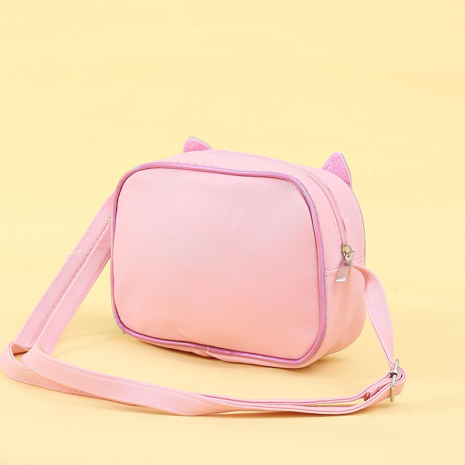 Blushing Cat Side Sling Bag: Perfect for Cat Lovers!
