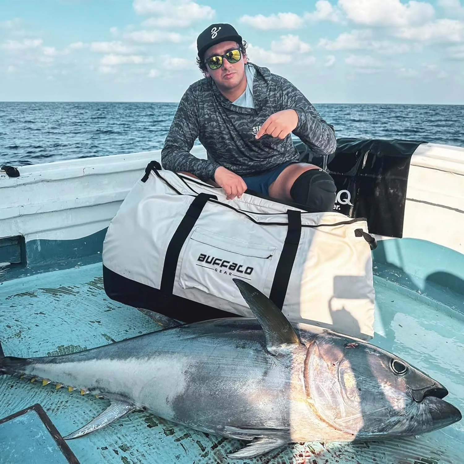 Buffalo Gear Insulated Fish Cooler Bag 106Qt Fish Kill Bag with YKK Zipper, Flat Bottorm Fishing Bag Keep Your Catch Cool and Fresh All Day