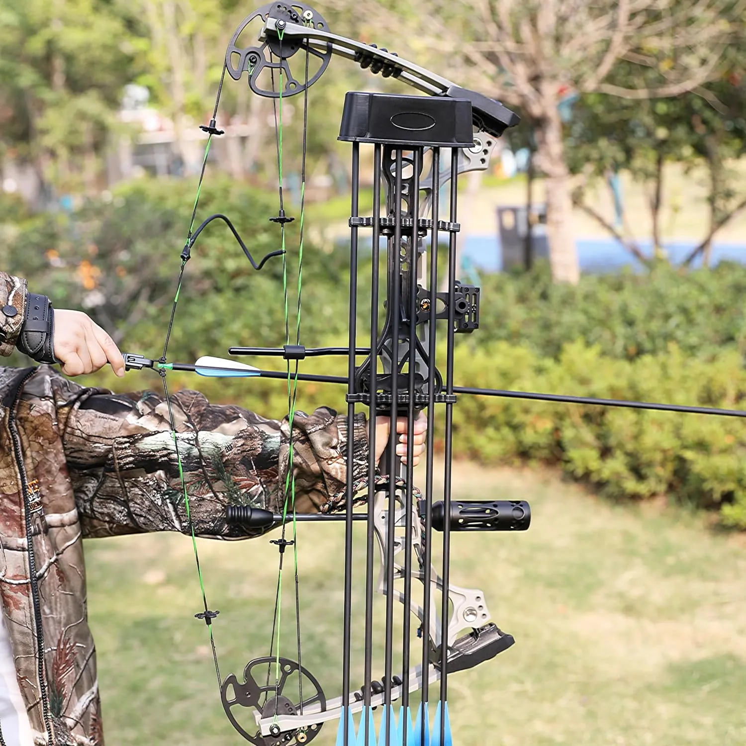 Compound Bow Kit, Hunting and Target, Limb Made in USA,Draw Weight 30-70 lbs Adjustable, Draw Length 19-31",up to IBO 320FPS Speed, Package with Archery Hunting Accessories
