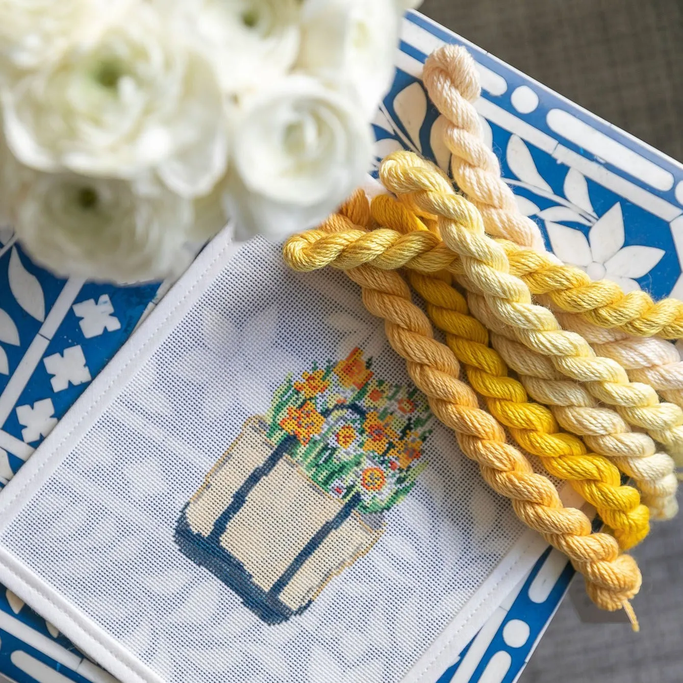 Daffodil Boat Tote