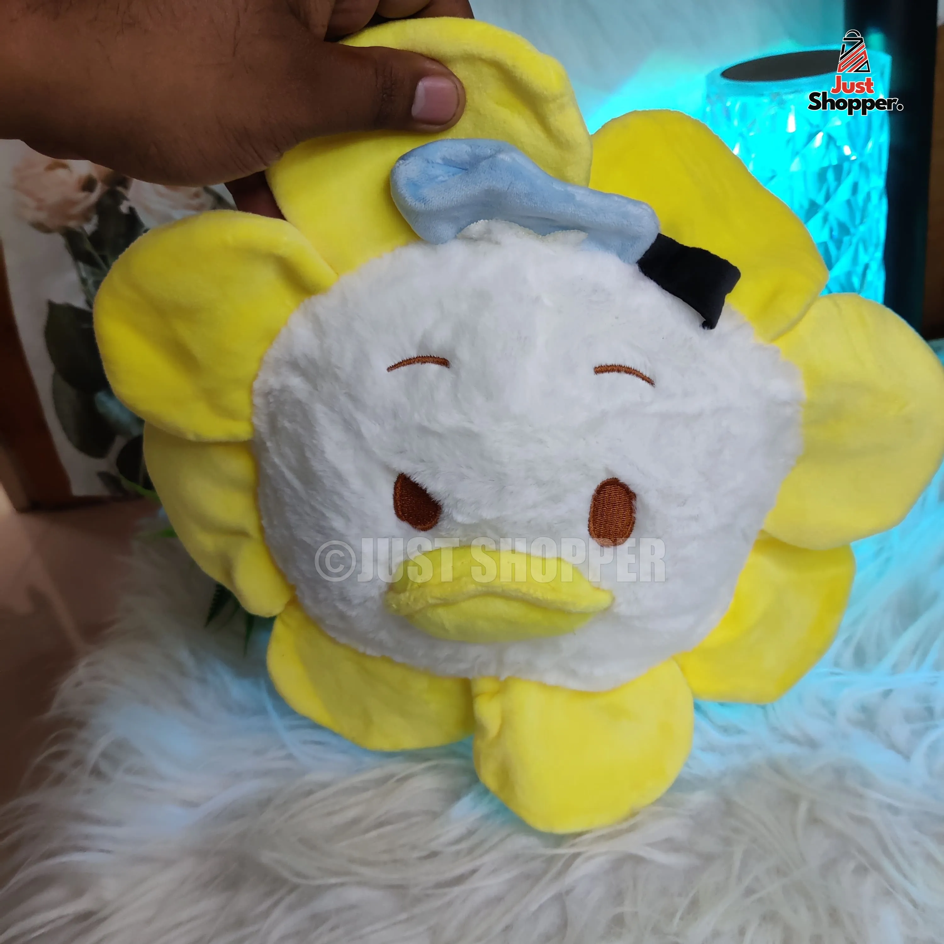 Donald Duck Sling Bag