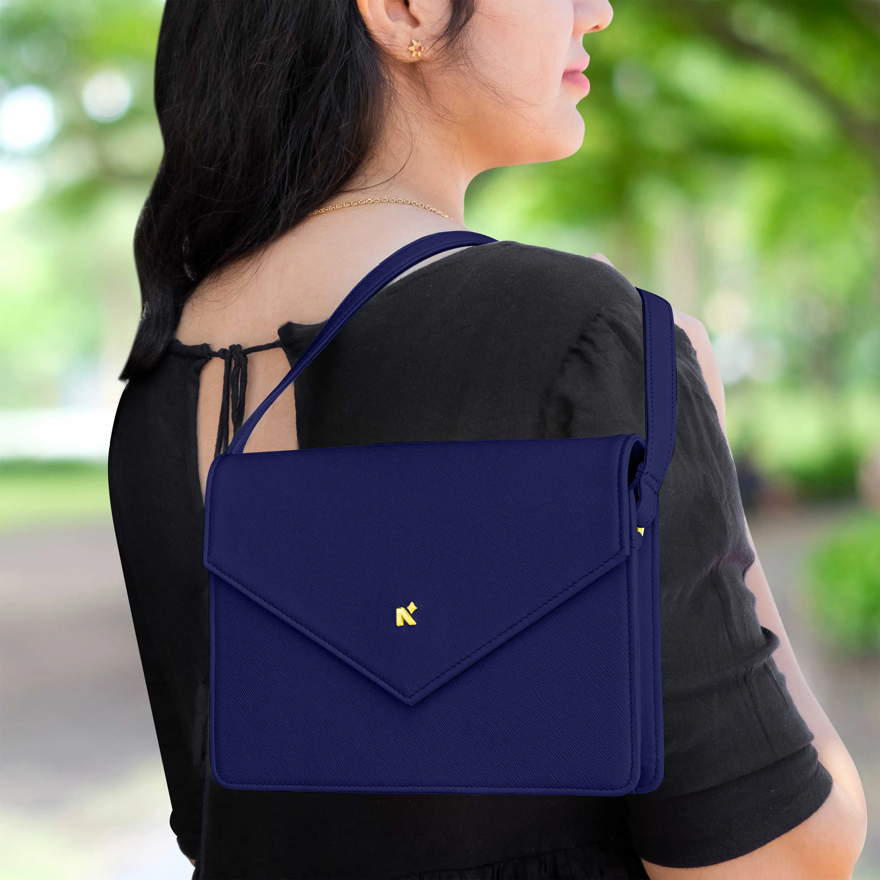 EMMA | CROSSBODY SLING BAG | ENVELOPE
