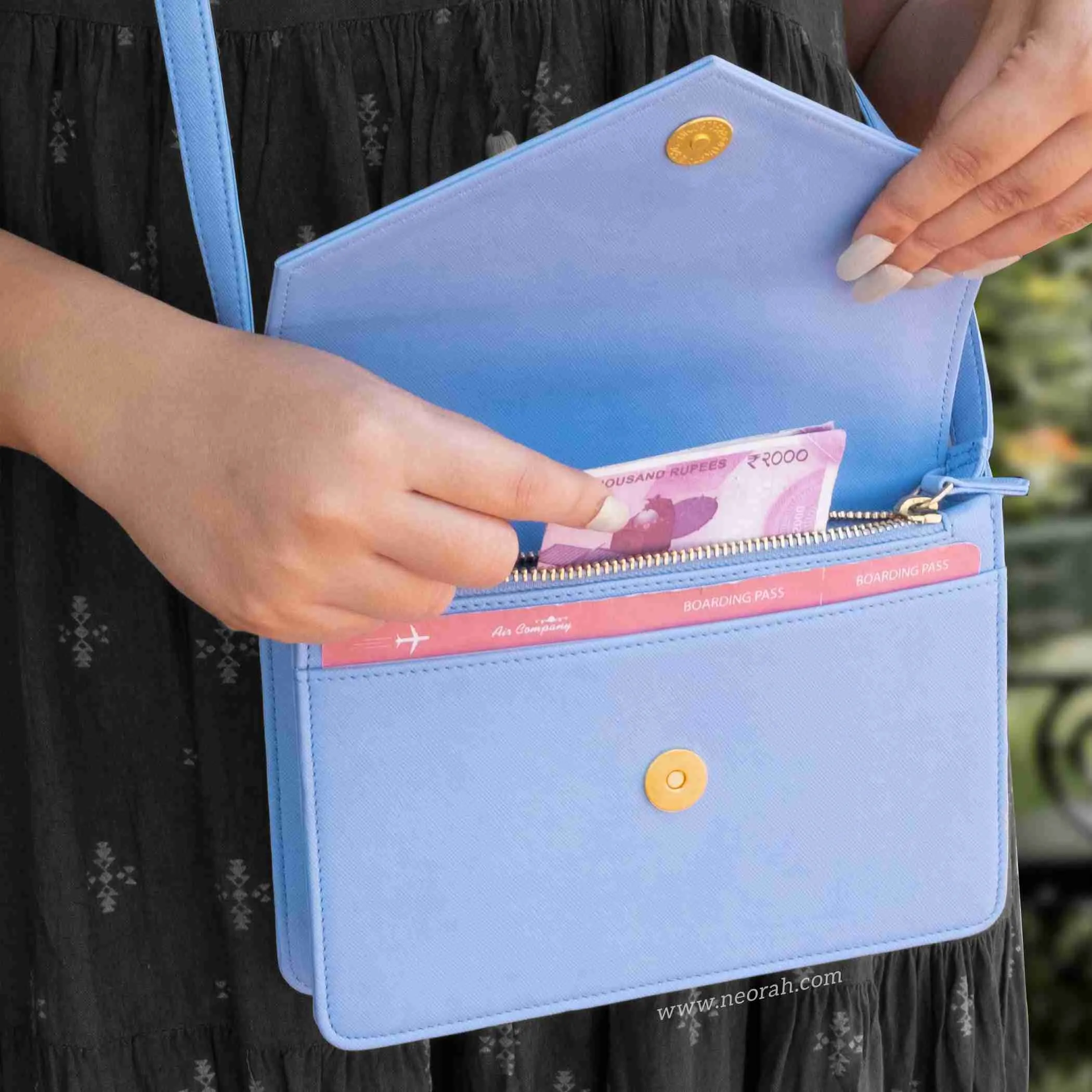 EMMA | CROSSBODY SLING BAG | ENVELOPE