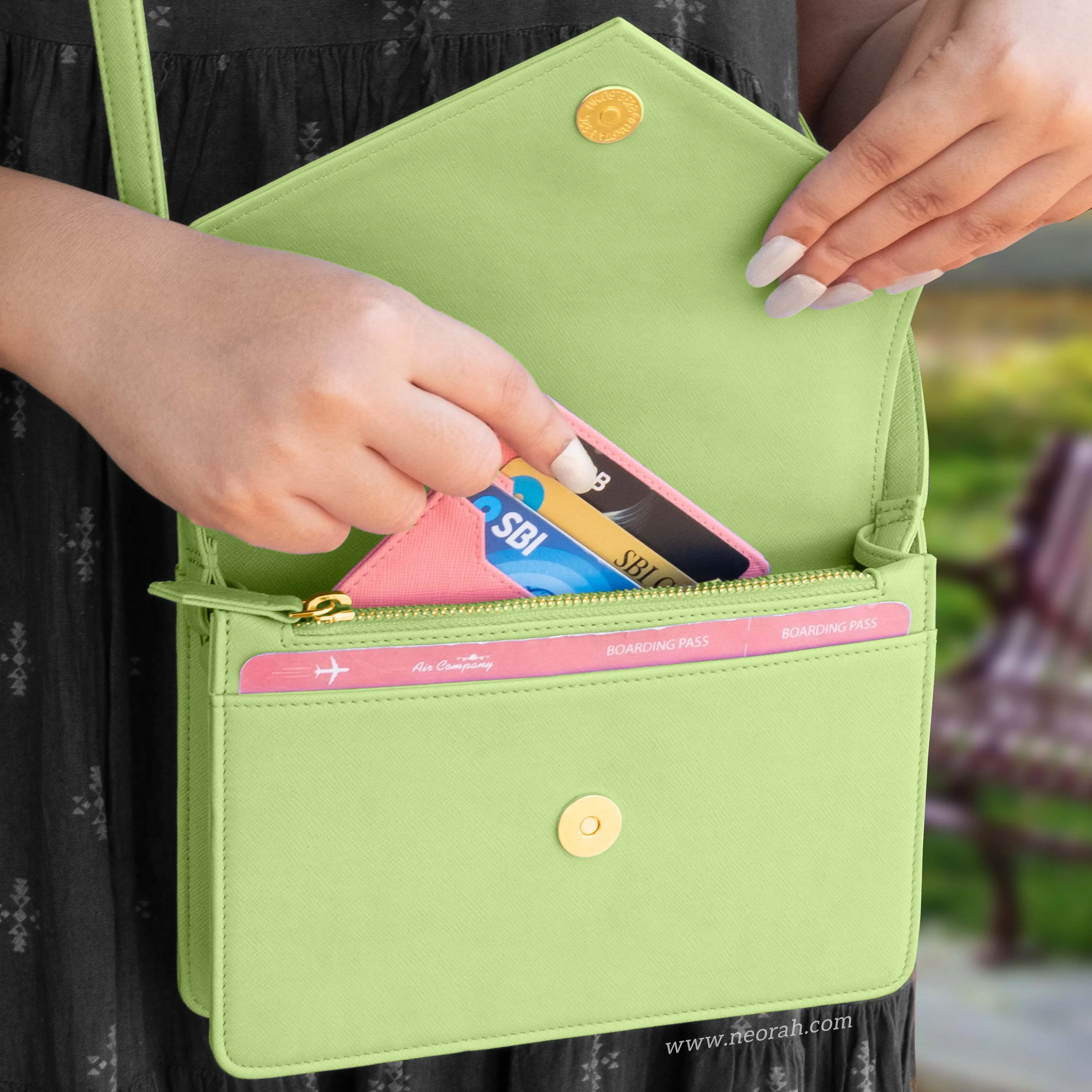 EMMA | CROSSBODY SLING BAG | ENVELOPE