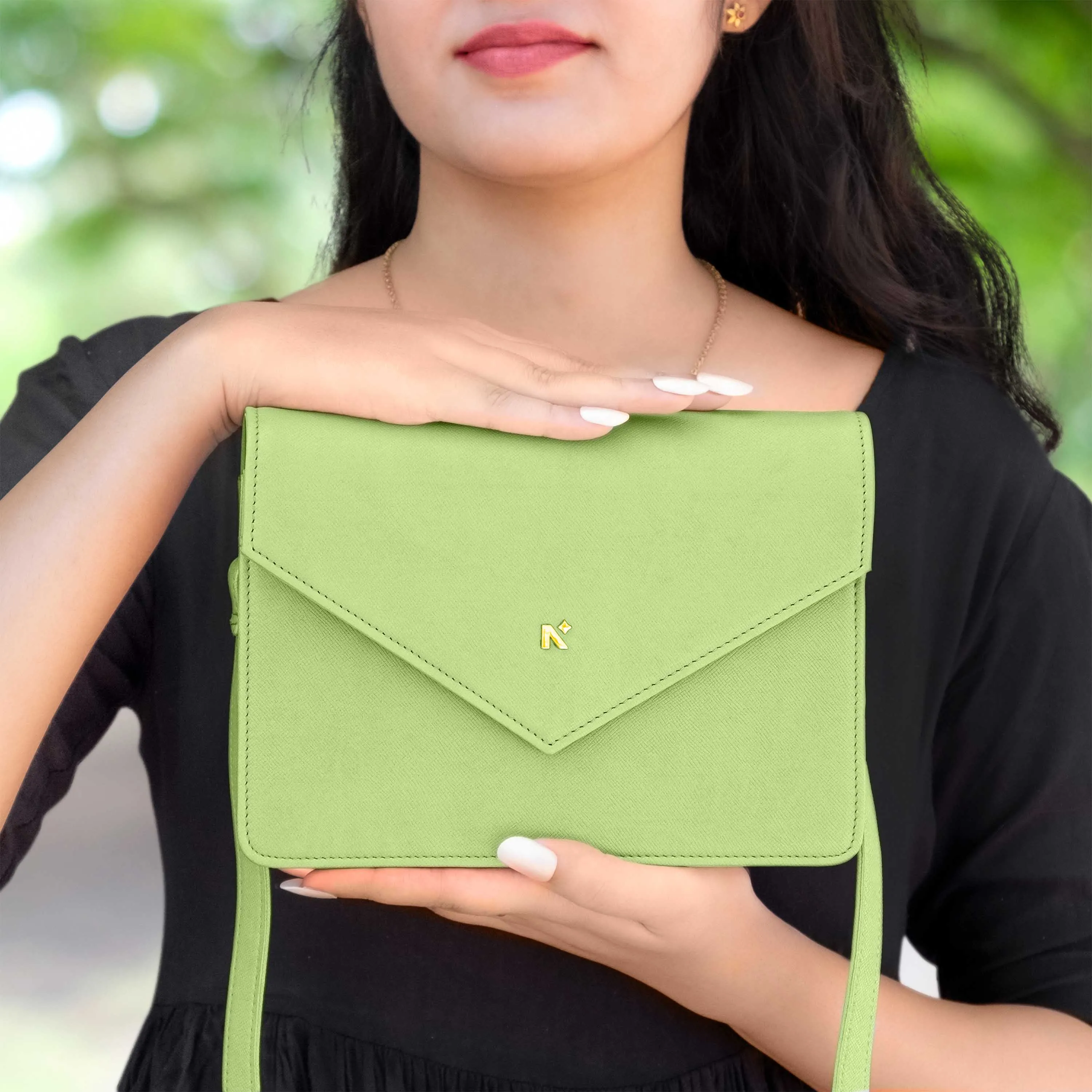 EMMA | CROSSBODY SLING BAG | ENVELOPE