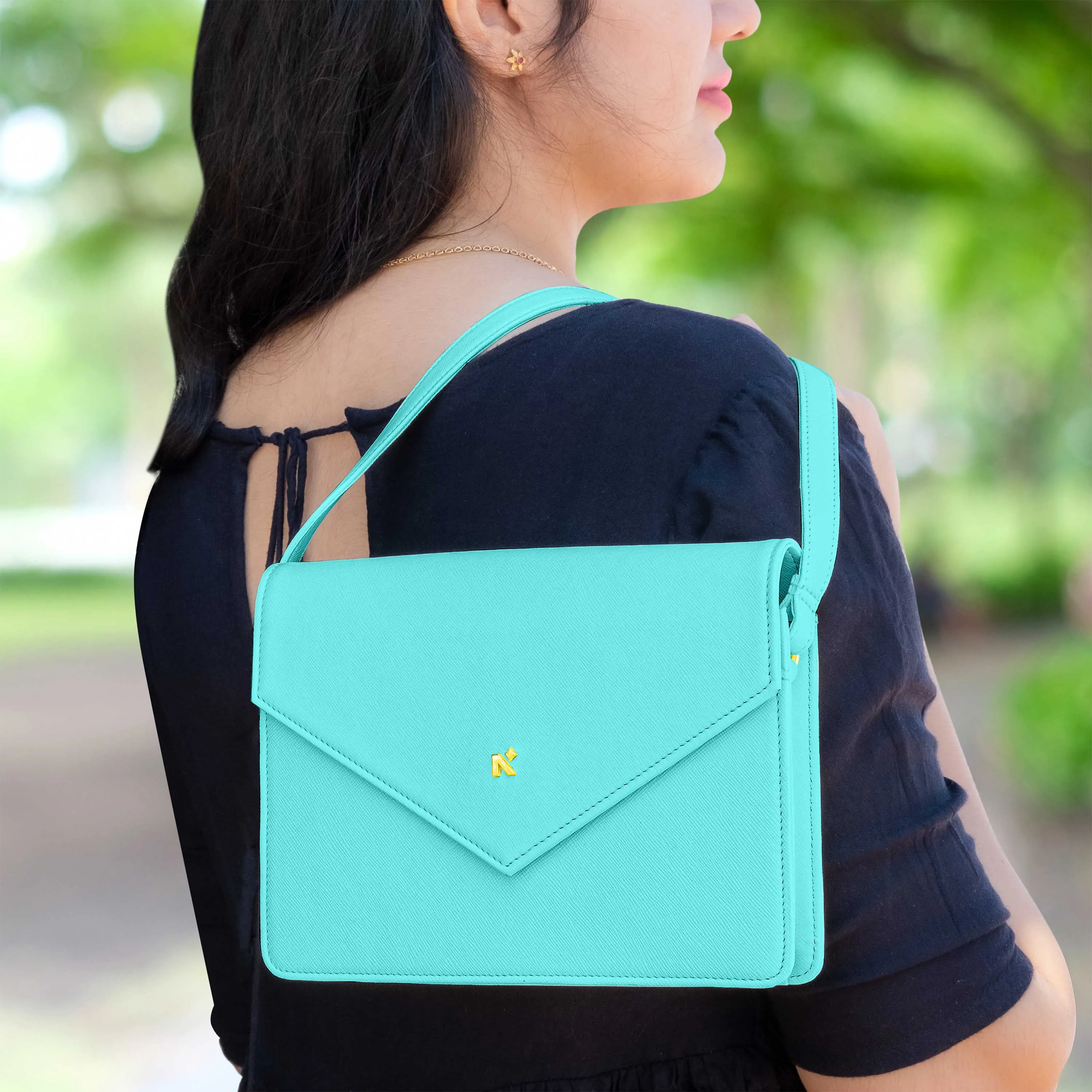 EMMA | CROSSBODY SLING BAG | ENVELOPE