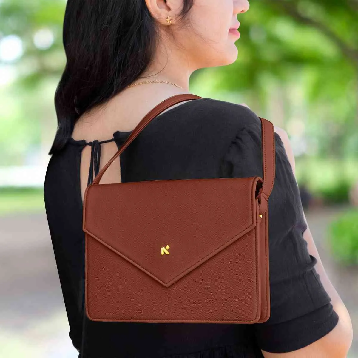 EMMA | CROSSBODY SLING BAG | ENVELOPE
