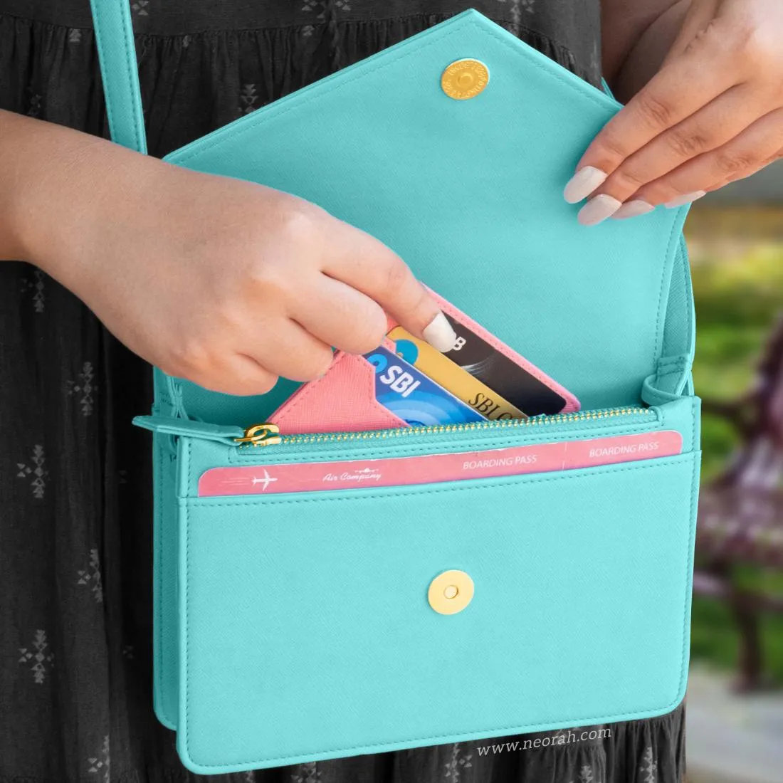 EMMA | CROSSBODY SLING BAG | ENVELOPE