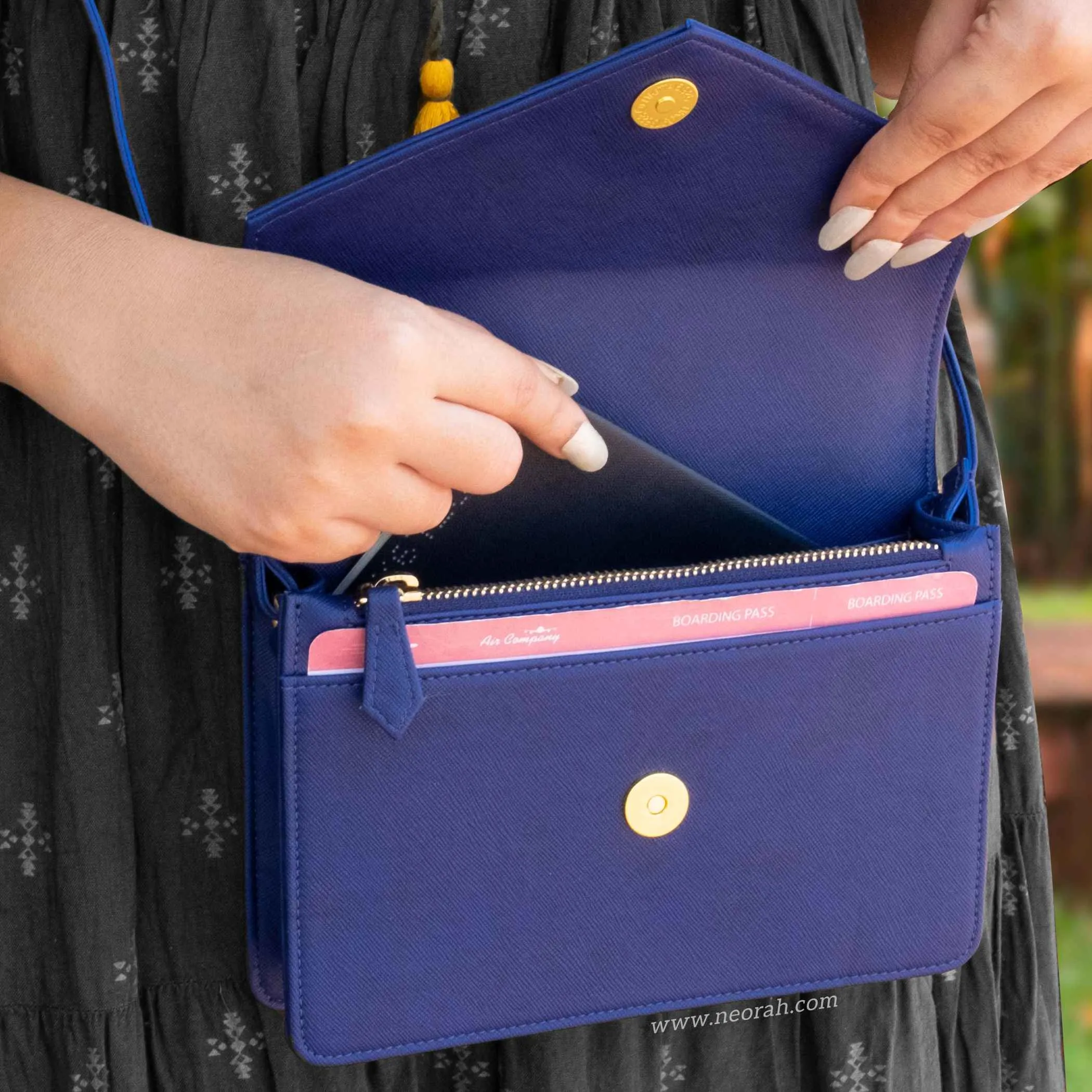 EMMA | CROSSBODY SLING BAG | ENVELOPE