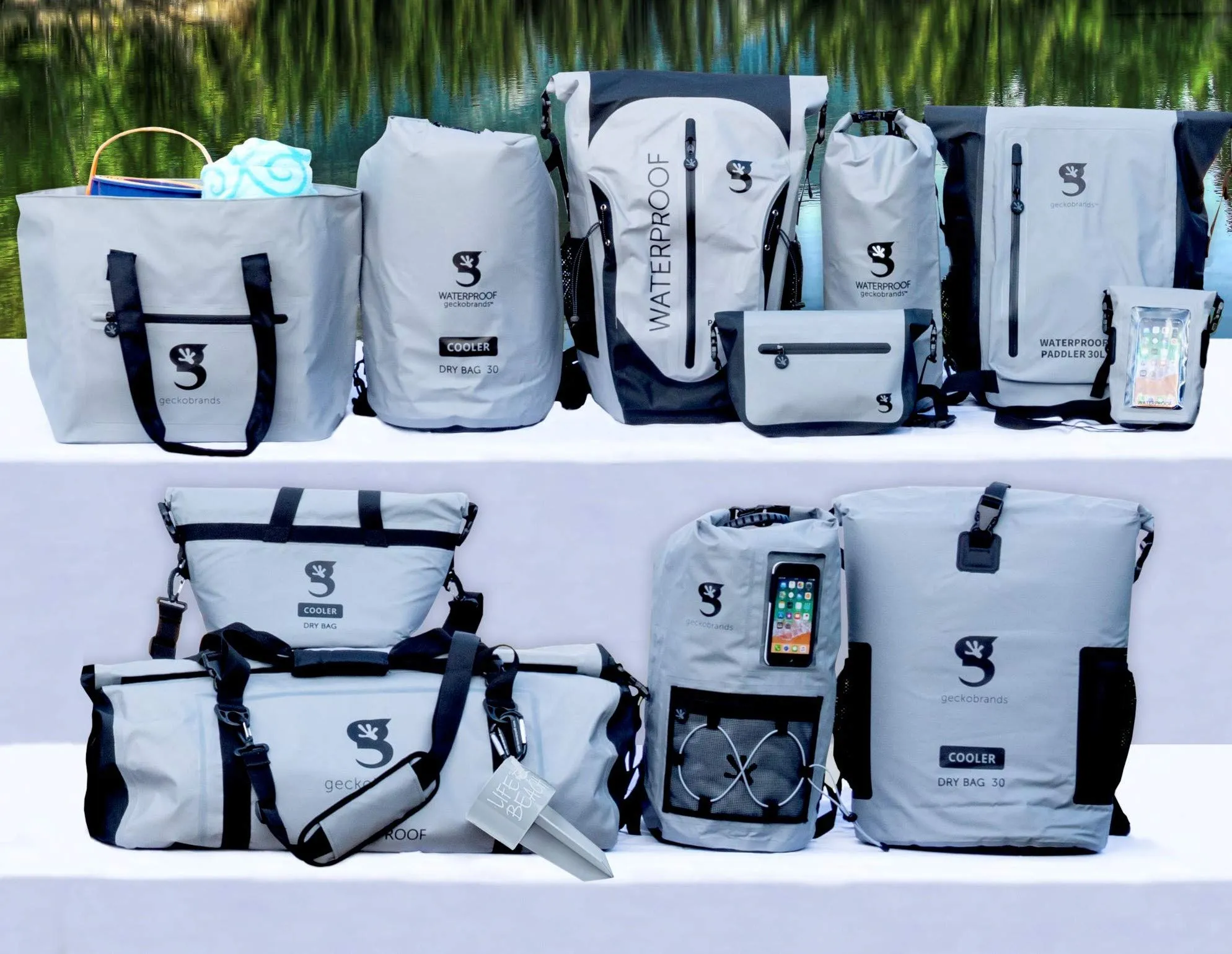 Geckobrands Escape Waterproof Beach Tote