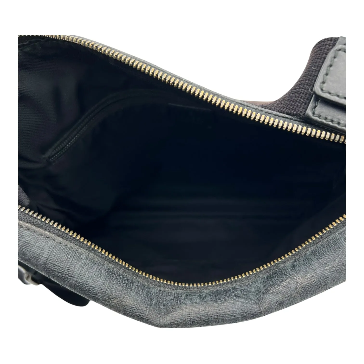 GG Supreme Black Messenger in Coated Canvas, Ruthenium hardware