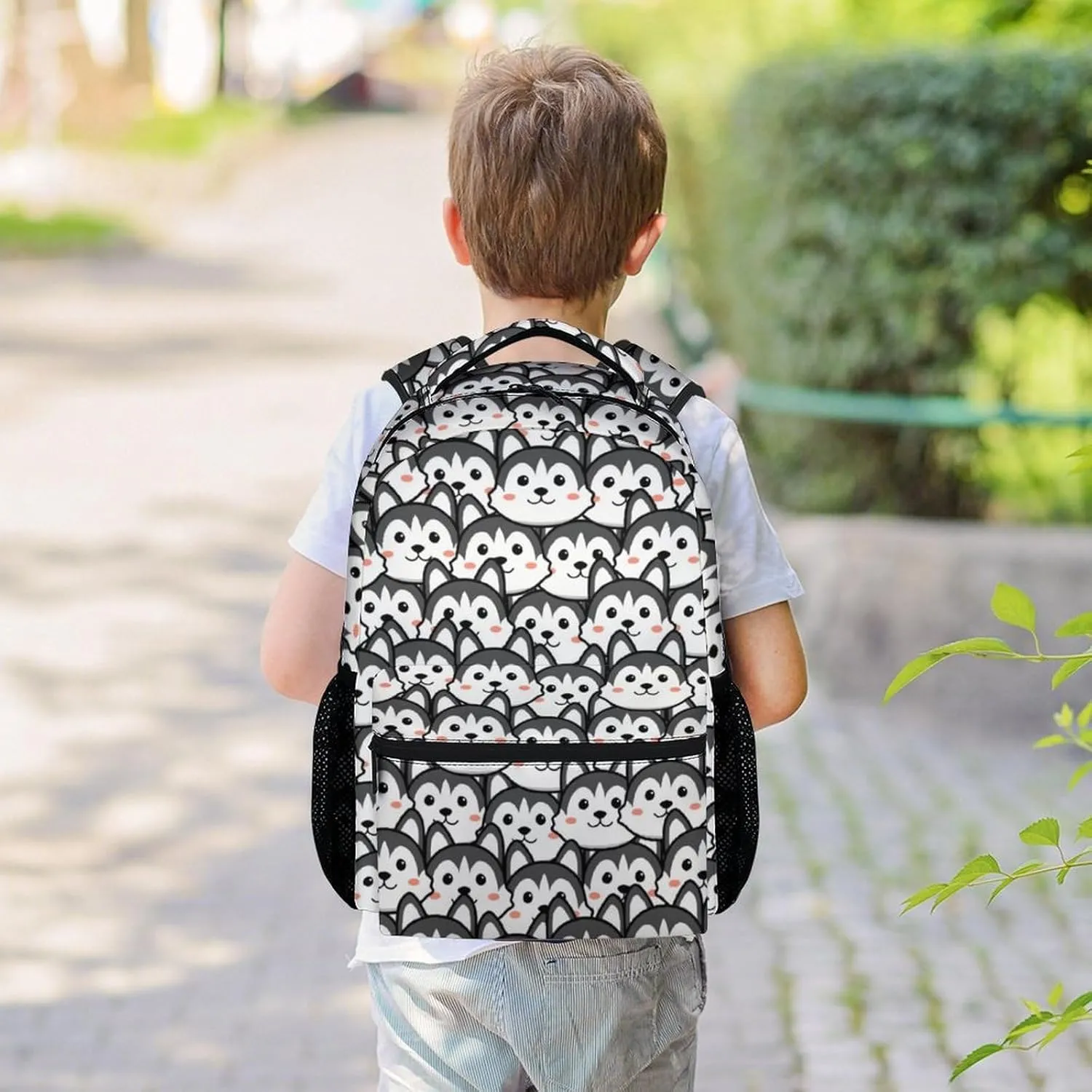 Husky Backpack for Girls Boys, 16 Inch Black Dog Backpacks for School, Cute, Adjustable Straps, Durable, Lightweight, Large Capacity Bookbag for Kids