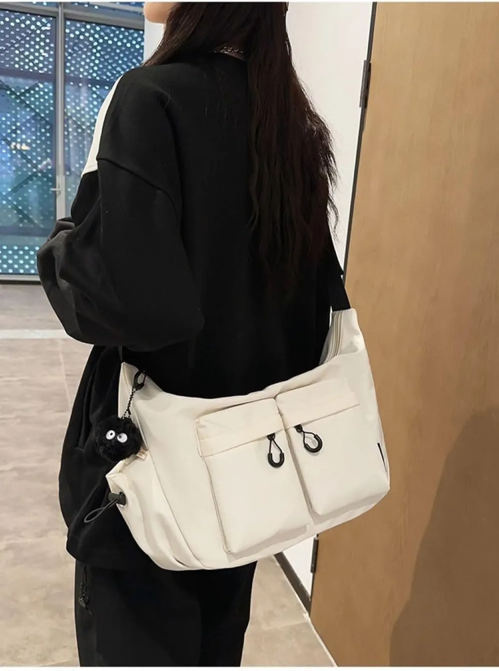 Large capacity messenger canvas bag, large capacity crossbody bag, unisex solid color casual waterproof handbag