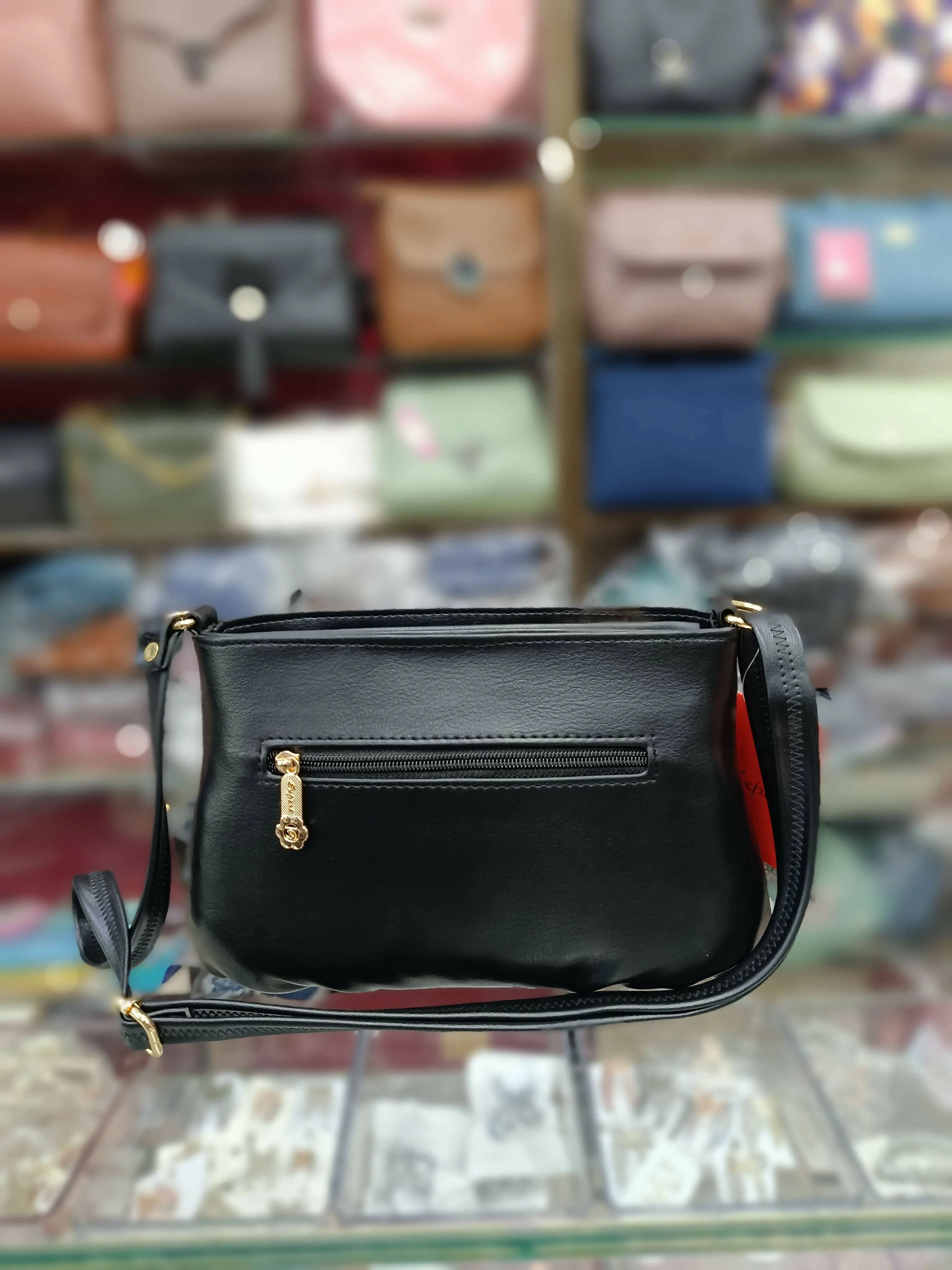 Leaf designed multi-coloured handbag for women / girls