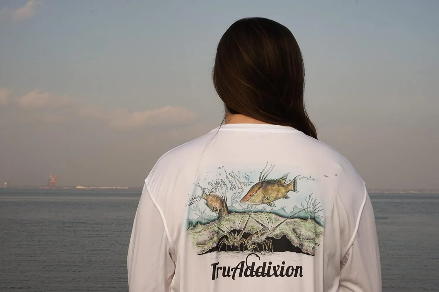 Long Sleeve Dry Fit Moisture Wicking UPF 50 UV Protection T Shirt Lobster & Hogfish Lightweight Fishing, Outdoor