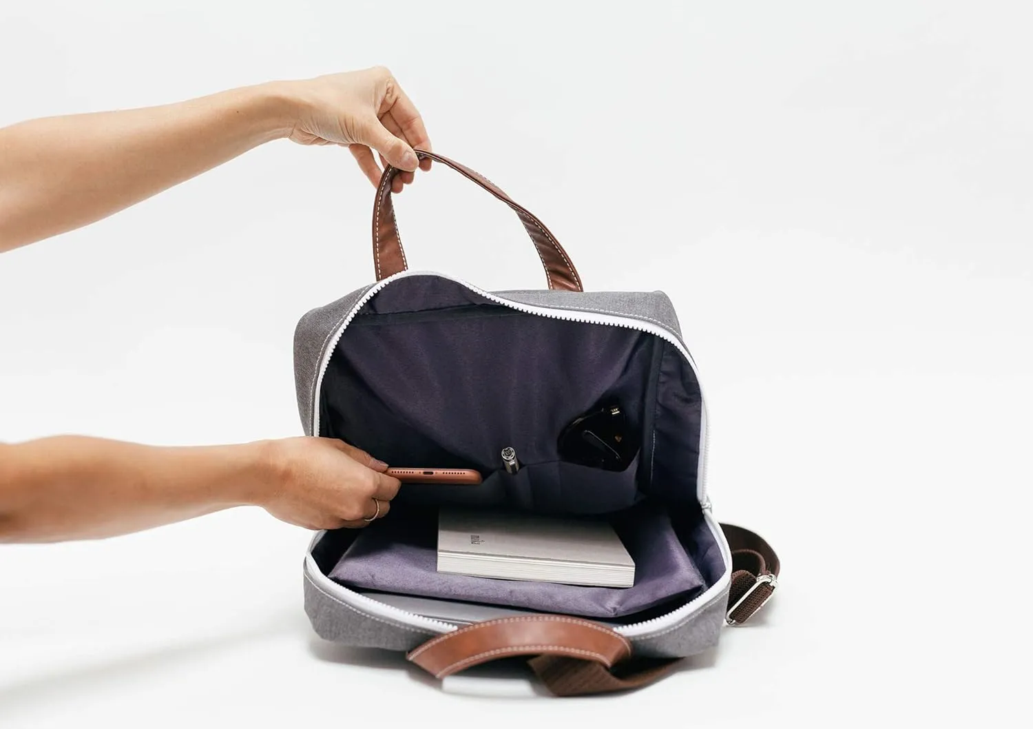 MAIKA Recycled Canvas Zippered Backpack, Flores