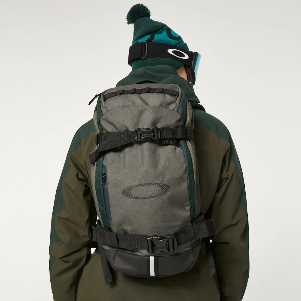 Oakley Peak RC 18l Backpacks
