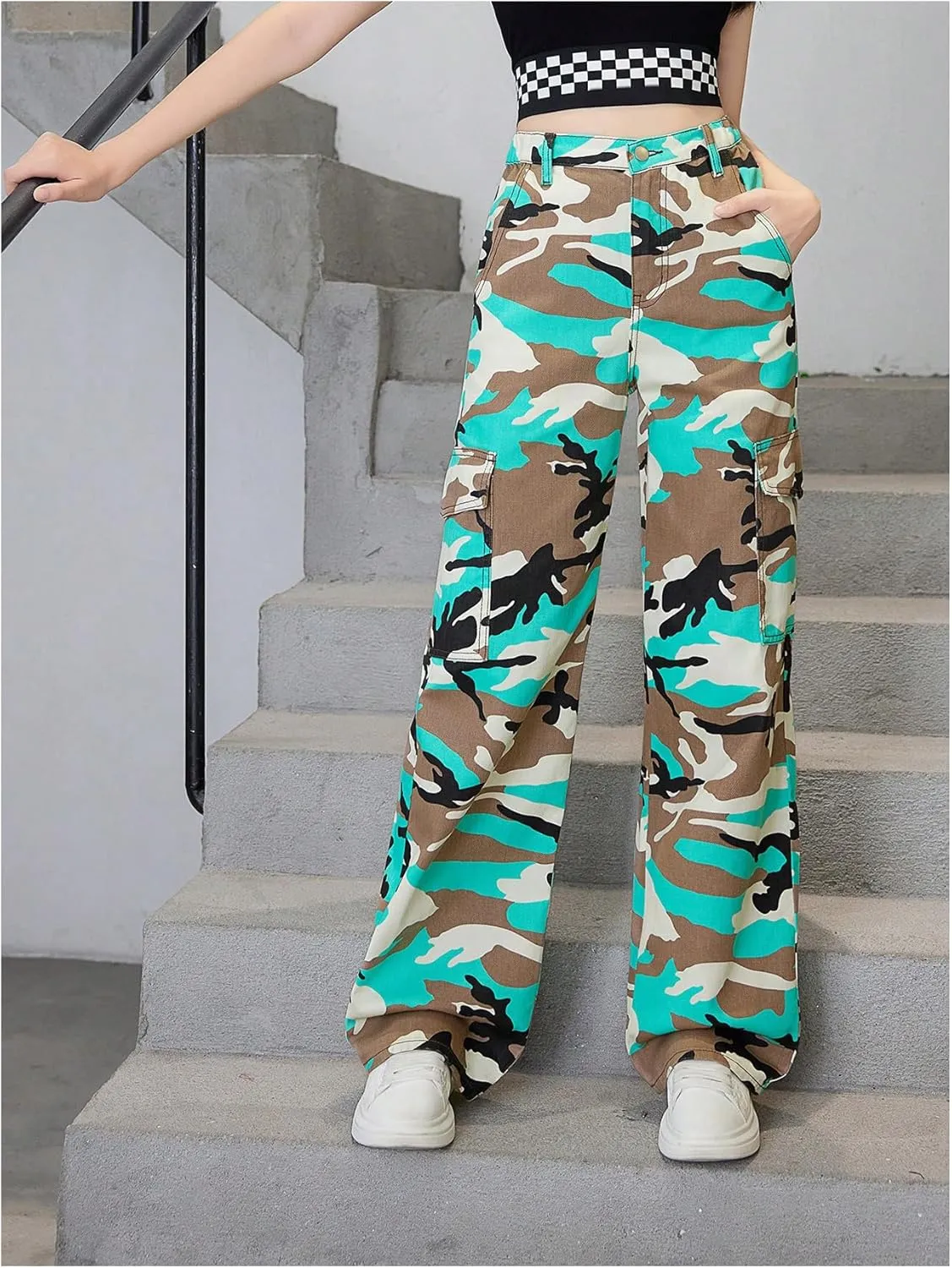 OYOANGLE Girl's Camo Print Cargo Pants Flap Pocket Mid Waist Wide Leg Casual Jeans