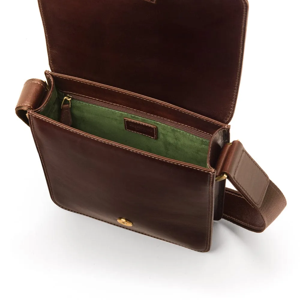 Small Leather Messenger Bag With Buckle - Brown
