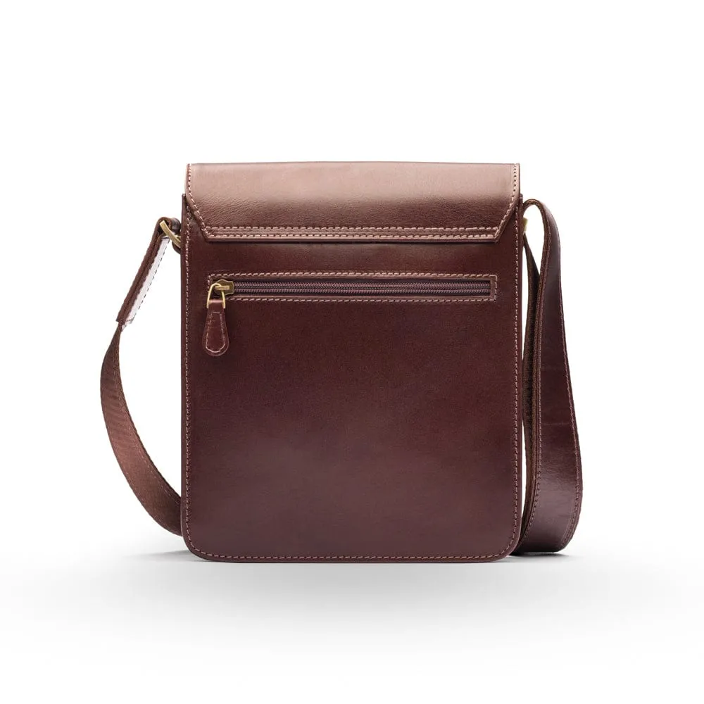 Small Leather Messenger Bag With Buckle - Brown
