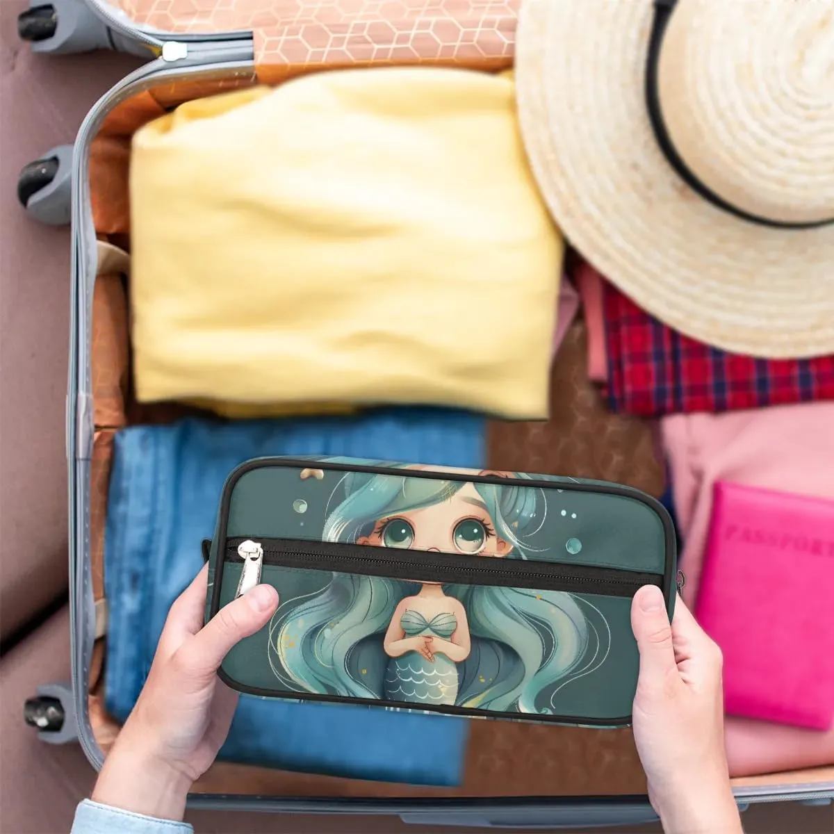 Travel Toiletry Bag for Women Men Mermaid Sea Hanging Cosmetic Bag Waterproof Makeup Bag for Shaving Makeup Toothbrush & Travel Essentials