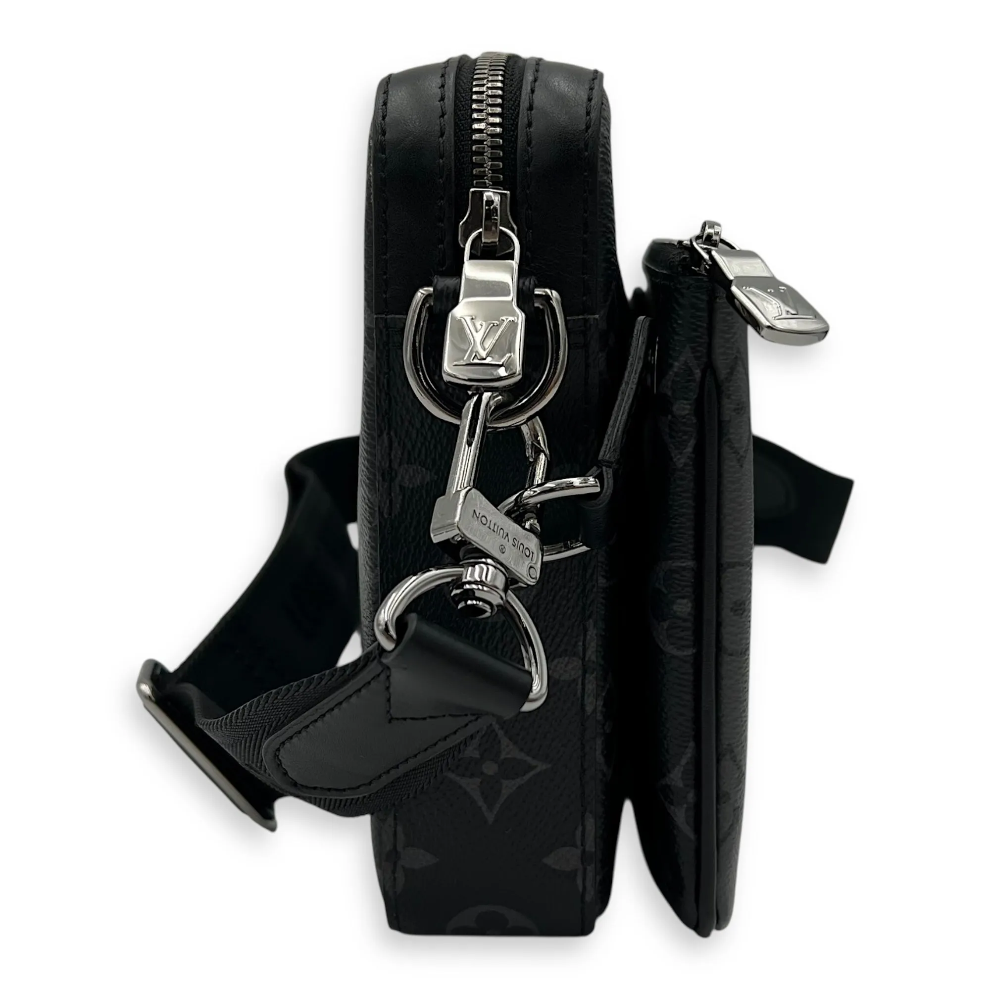 Trio Messenger Black in Monogram Coated Canvas, Silver hardware