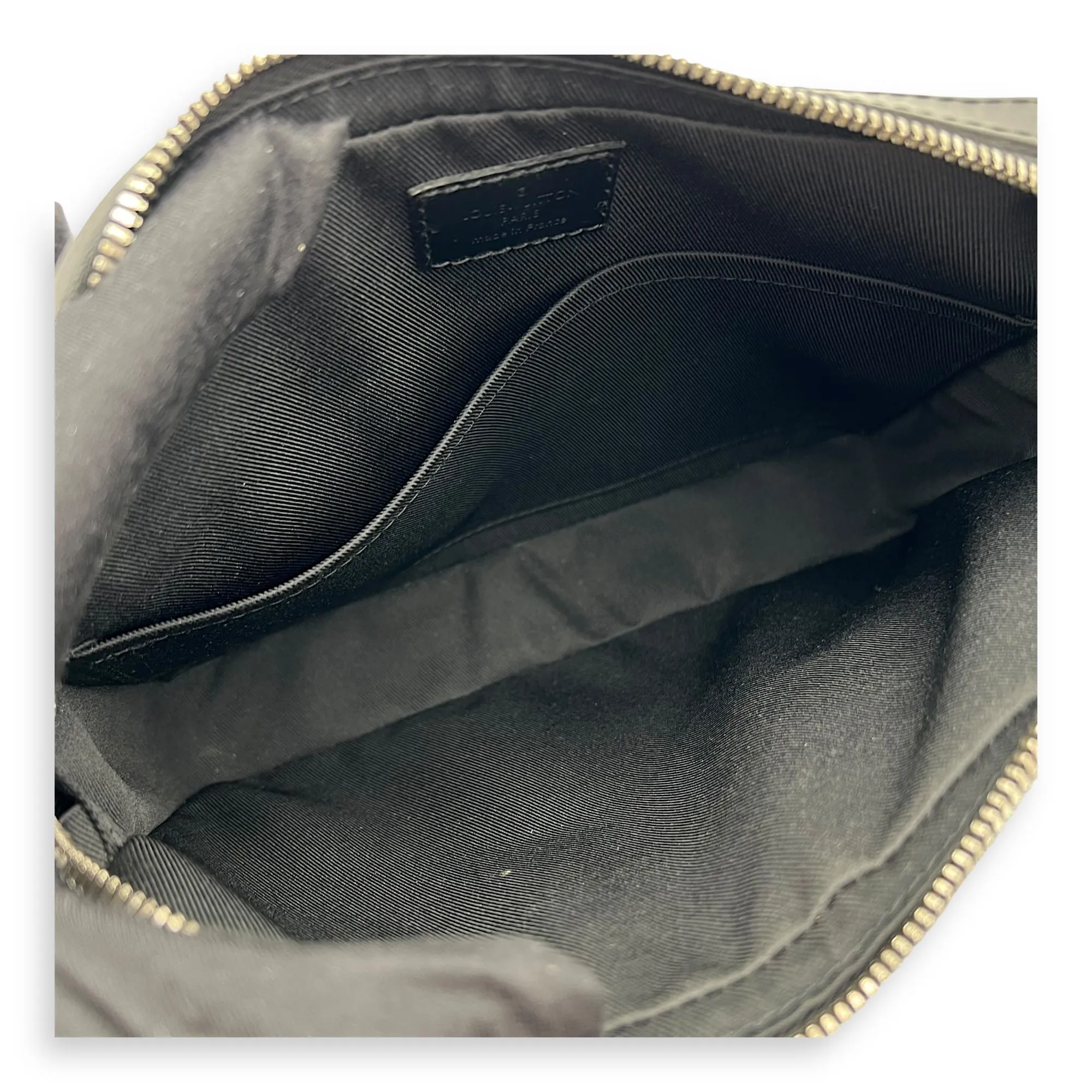 Trio Messenger Black in Monogram Coated Canvas, Silver hardware