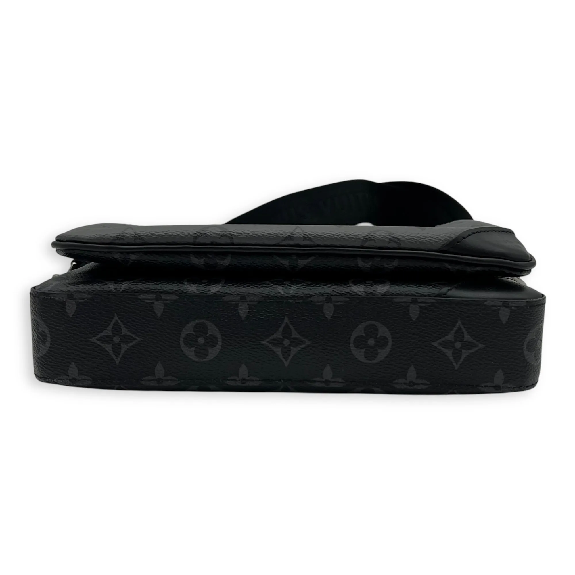 Trio Messenger Black in Monogram Coated Canvas, Silver hardware