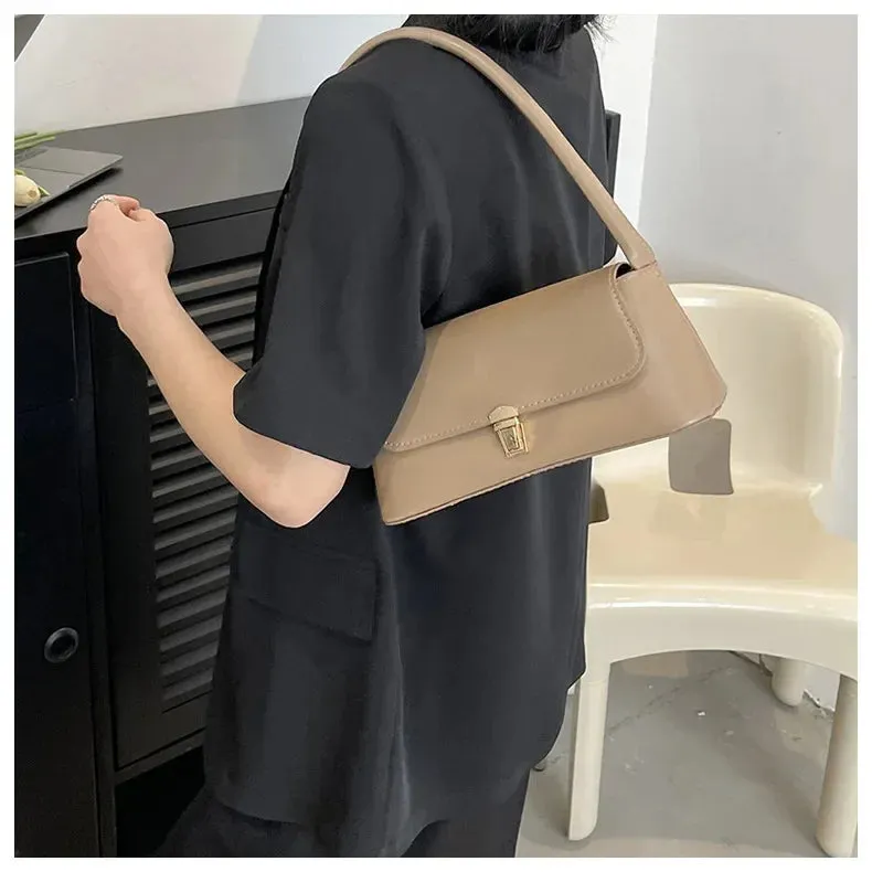 Veloria™ Retro Flap Shoulder Bag