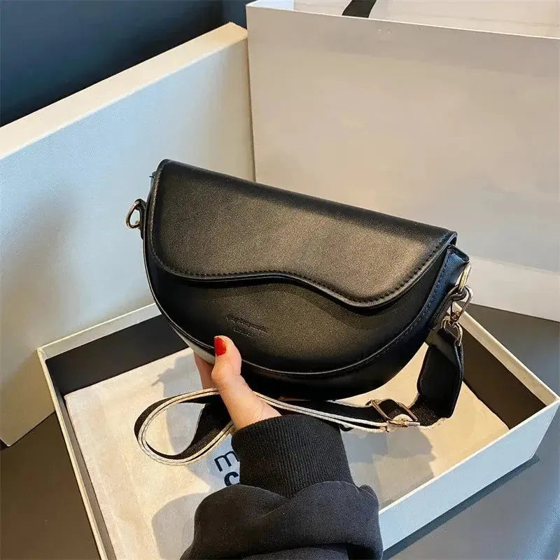 Veloria™ Vintage Saddle Shoulder Bag