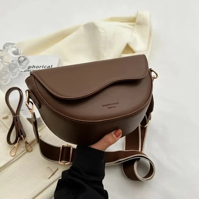Veloria™ Vintage Saddle Shoulder Bag