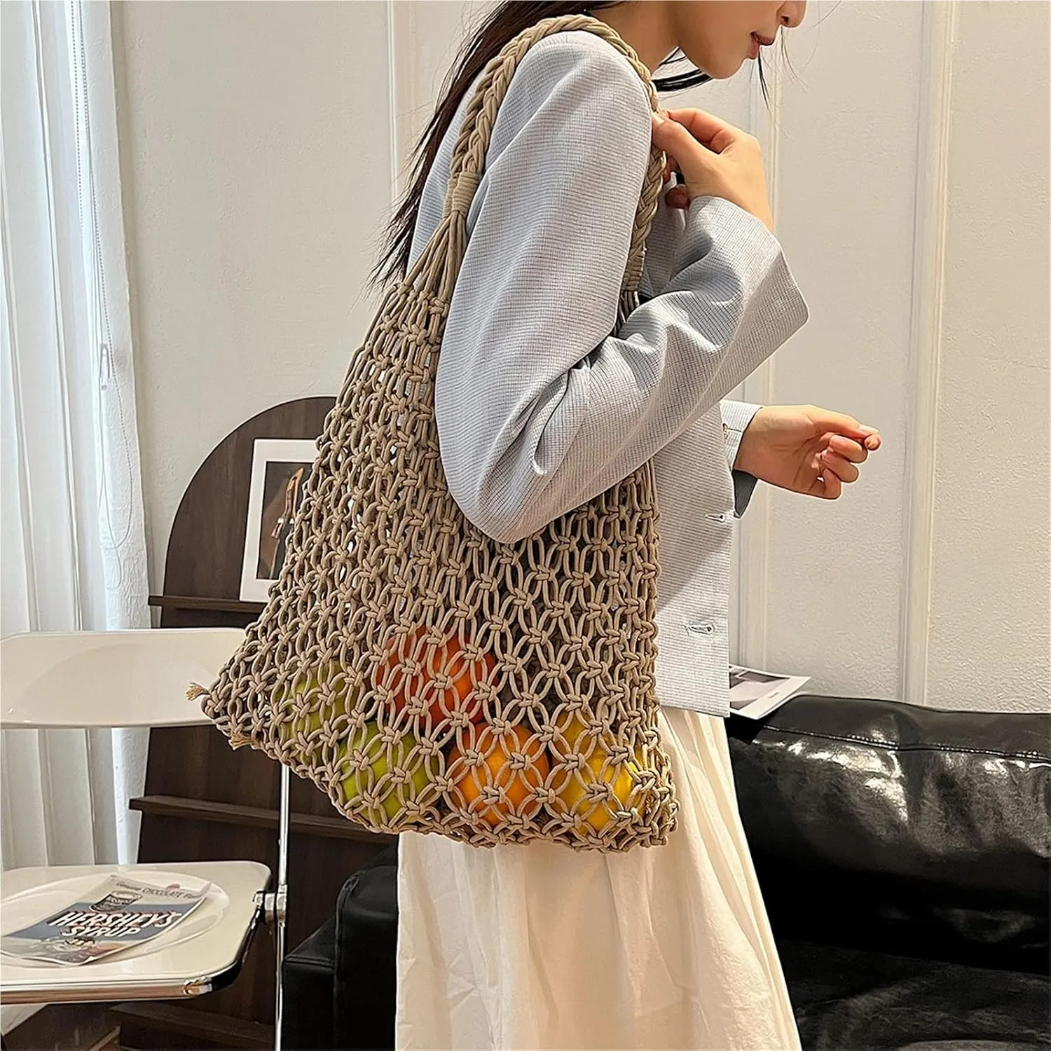Women's Hand woven Retro Hollow Shoulder Bag Summer Outdoor Travel Leisure Beach Large Capacity Tote Bag