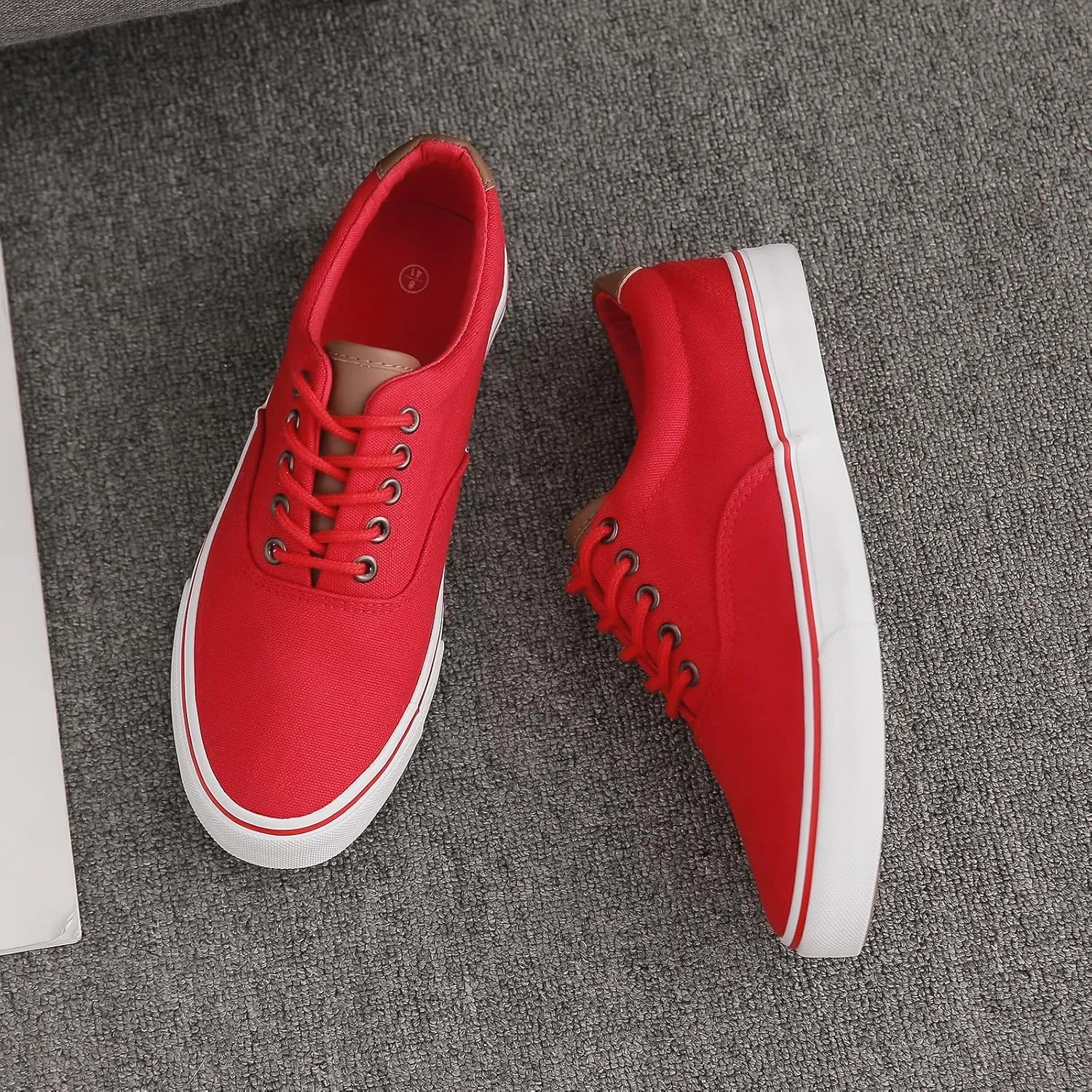 yageyan Men’s Low Top Canvas Walking Shoes Lace-up Fashion Sneakers Casual