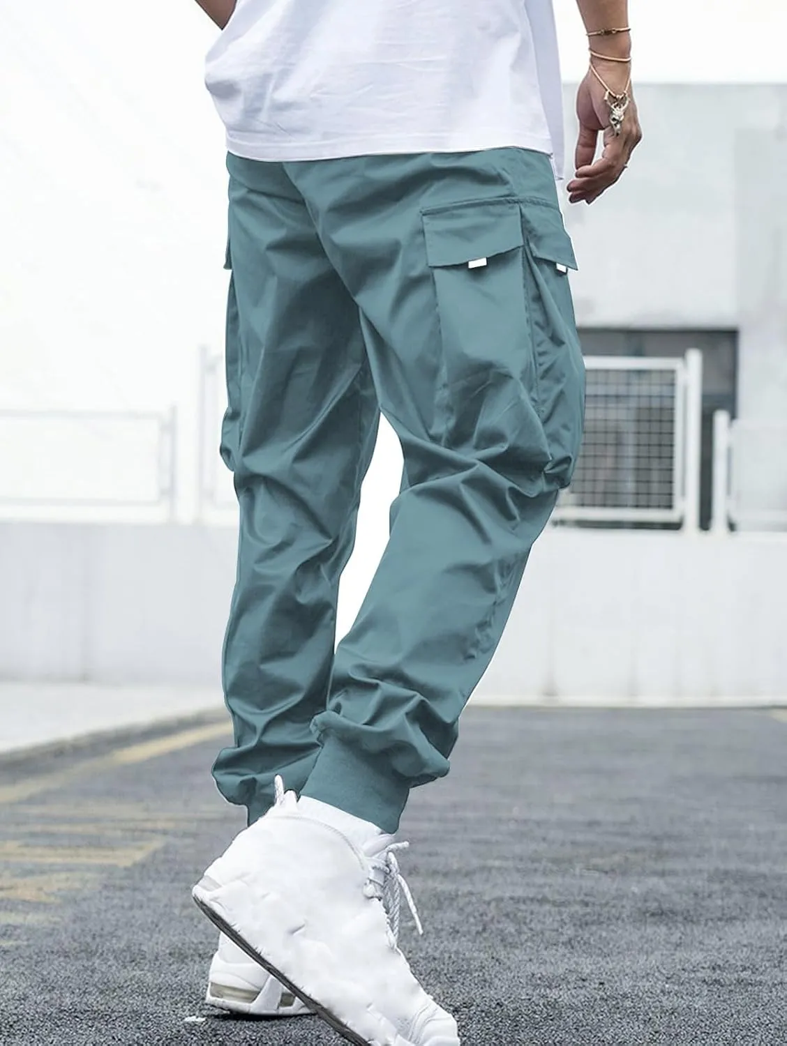 ZAFUL Men's Streetwear Cargo Pants with Flap Pockets & Drawstring Elastic Waist - Casual & Techwear Joggers
